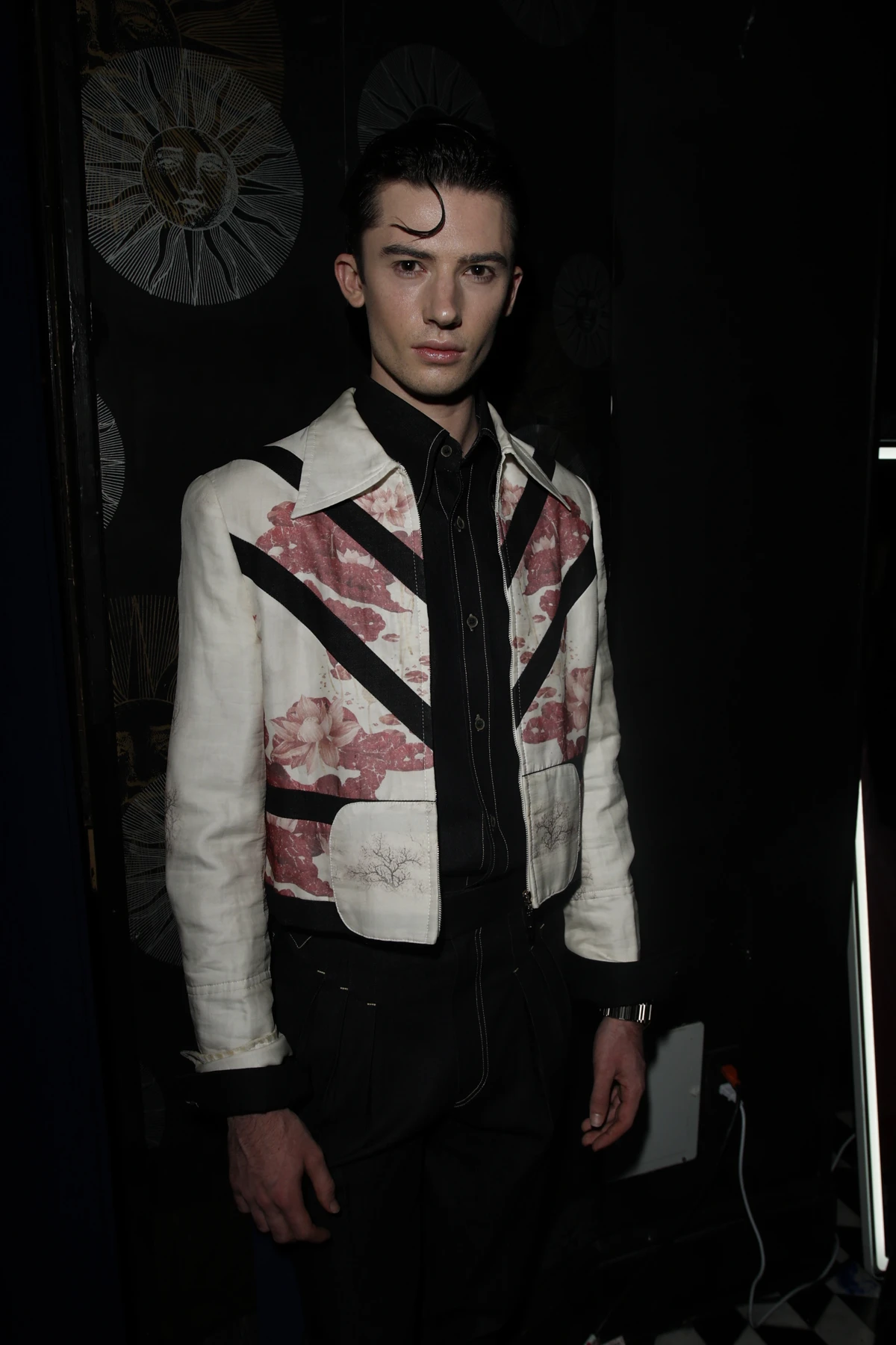 Malan Brenton, look 1, backstage
